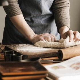 Mau Coba Baking? Beragam Kue Panggang Ini Bisa Kamu Coba