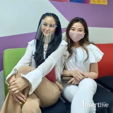 Dituding Tipu Tunangan Boy William, Selebgram Sok Kaya Denise Bela Diri