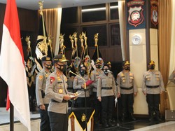 Kapolri Naikkan Pangkat 25 Perwira, 5 Orang Jadi Irjen