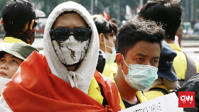 300 Mahasiswa BEM SI Kerakyatan Gabung Buruh Kepung Istana