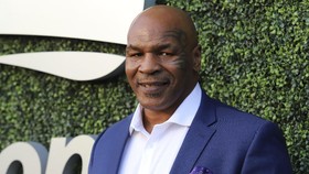 Tyson Bela Messi, Bakal Hajar Canelo