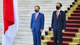 FOTO: PM Jepang Kunjungi Indonesia di Tengah Pandemi PM Jepang Yoshihide Suga melakukan kunjungan selama dua hari ke Indonsia di tengah pandemi Covid-19.
