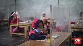 Varian Corona Sasar Anak, IDI Minta Hati-hati Buka Sekolah