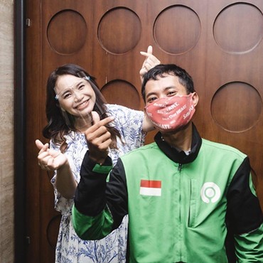 Pengendara Ojek Online Ini Tak Menyangka Pelanggannya Ternyata Rossa