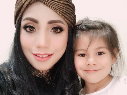 Keturunan Turki, Anak Siti KDI Betah Banget Tinggal di Indonesia