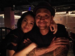 Beda Pendapat Tora Sudiro dan Mieke Amalia Jika Anak Mau Tatoan