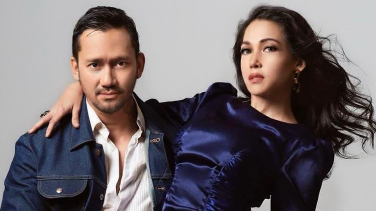 11 Tahun Menikah, Intip Kemesraan Tora Sudiro & Mieke Amalia 11 Tahun Menikah, Intip Kemesraan Tora Sudiro & Mieke Amalia