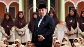 Pimpinan Ponpes Gontor Abdullah Syukri Meninggal Dunia