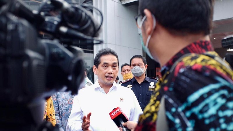 Menteri Perdagangan Republik Indonesia Agus Suparmanto melepas 25 kontainer