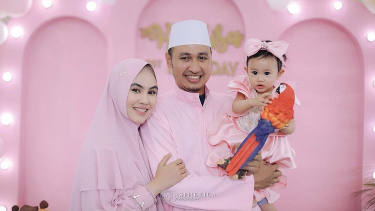 Anak Kartika Putri Ulang Tahun Anak Kartika Putri Ulang Tahun