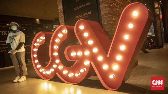 Jaringan bioskop CGV menghentikan sementara seluruh bioskopnya yang tersebar di Indonesia di tengah kasus harian Covid-19 yang terus melonjak.