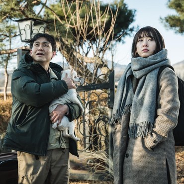 Batal Tayang di Bioskop, Film Terbaru Park Shin Hye 'Call' Rilis di Netflix