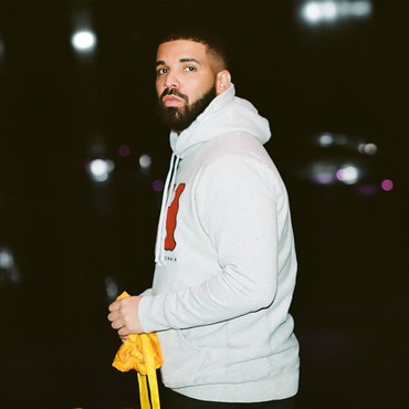 Drake Unfollow Instagram Rihanna Usai Pamer Baby Bump