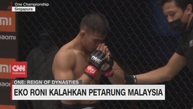 VIDEO: Eko Roni Kalahkan Petarung Malaysia