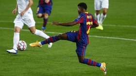 FOTO: Pesta Barcelona Hapus Trauma Liga Champions