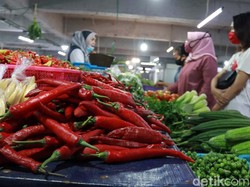 Harga Sembako 12 Desember 2020: Harga Cabai Makin Pedas!