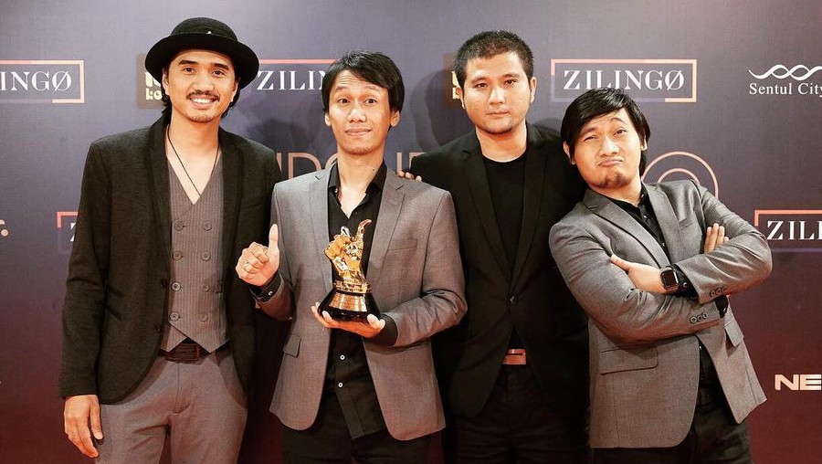 Lirik Lagu Film Favorit - Sheila On 7 Lirik Lagu Film Favorit - Sheila On 7