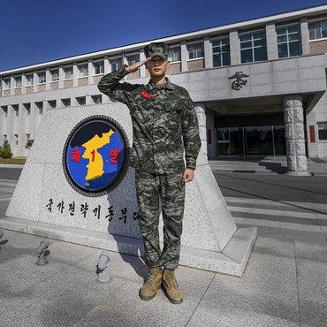 Nasionalis Tinggi & Tolak Cuti, Minho SHINee Dipuji Korps Marinir Korea