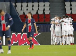 PSG Vs MU: Penalti Bruno Fernandes Bawa Setan Merah Unggul di Babak Pertama