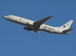 Tegang! Jet Tempur China Buntuti Pesawat Militer AS di Selat Taiwan