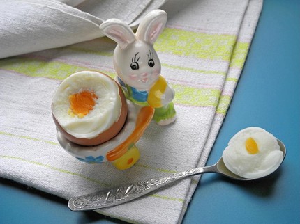 Selain Telur Setengah Matang, Catat 6 Jenis Makanan Berbahaya untuk Bayi