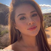 Aurel Hermansyah Pakai Bedak Rp1,3 Juta yang Bikin Auto Cantik!