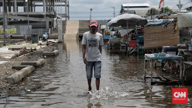Wagub DKI Jakarta Ahmad Riza Patria mengatakan pihaknya menampung semua masukan terkait penanganan banjir.