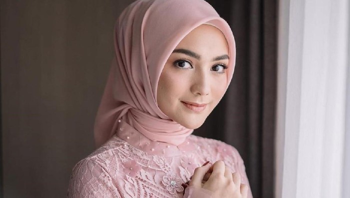 Cara Jitu dan Simpel agar Hijab Gak Mleyot dan Tetap Tegak Sempurna