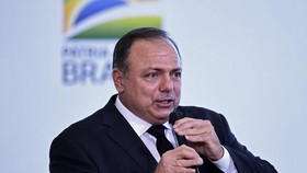 Menkes Brasil Terinfeksi Covid-19