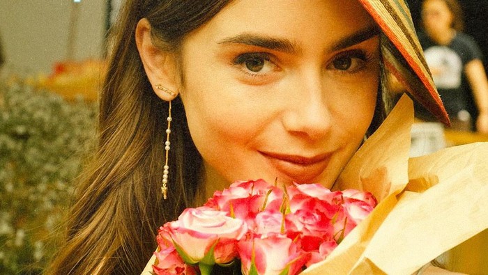 Emily In Paris: 4 Hal Inspiratif yang Bisa Kamu Ambil dan Terapkan