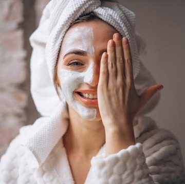 img-title Jenis - jenis Face Mask yang Cocok dengan Jenis Kulit Wajah