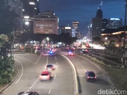Video Normalnya Lalin di Sekitar Patung Kuda Usai Demo Omnibus Law