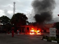 Mobil Bermuatan Gas Elpiji Terbakar di SPBU Cianjur, Satu Tabung Meledak