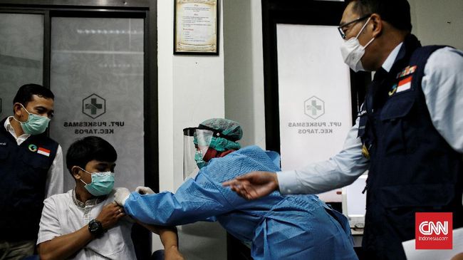 Rk Jabar Mulai Suntik Vaksin Covid Pekan Ketiga Januari