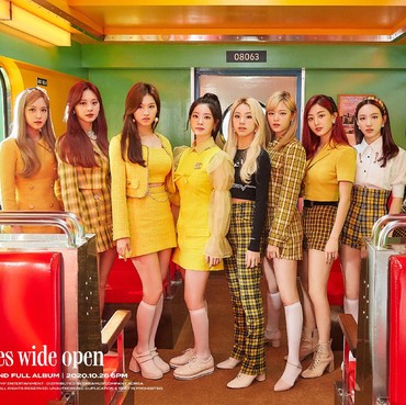 Lirik Lagu Kura Kura - TWICE