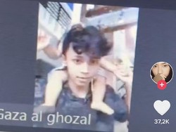 Viral, Mahasiswa Ini Ospek Online Sambil Jaga Adiknya yang Masih Balita