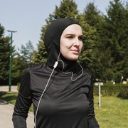 5 Pilihan Outfit Olahraga Wanita Berhijab Agar Tetap Nyaman dan Modis