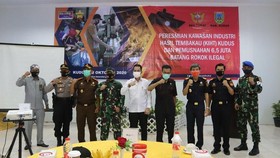 Bea Cukai Resmikan KIHT Kudus & Musnahkan Rokok Ilegal
