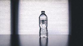 Menanti Inovasi Segel Plastik Minuman yang Aman