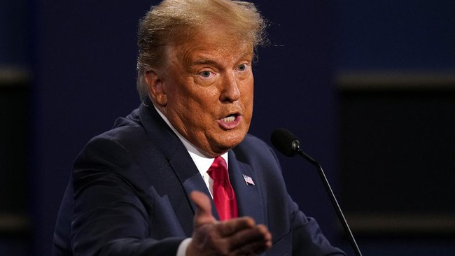 Sejumlah tuntutan hukum akan menjerat Donald Trump jika ia tidak lagi terpilih sebagai presiden Amerika Serikat mengalahkan Joe Biden.