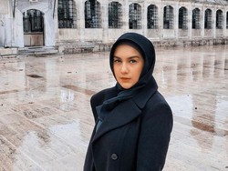 Profil Irish Bella, Berdarah Belgia Lahir di Cirebon