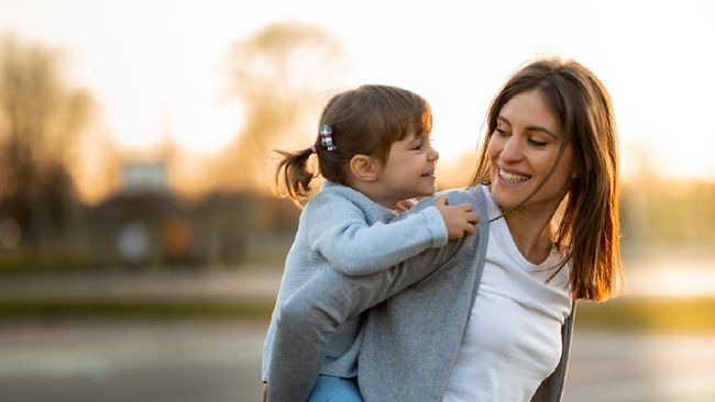10 Tips Single Parent Jadi Ortu Tangguh Besarkan Anak Sendirian