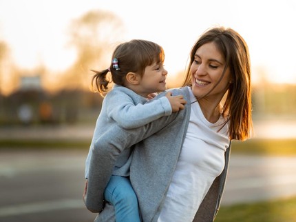 10 Tips Single Parent Jadi Ortu Tangguh Besarkan Anak Sendirian