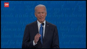VIDEO: Biden Sindir Trump soal 220 Ribu Kematian Covid di AS
