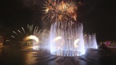 FOTO: Penampakan Air Mancur Terbesar di Dubai Air mancur bernama The Palm Fountain ini berada dekat Burj Khalifa.