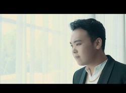 Rasa Patah Hati Eldwen Wang Jadi Lagu Penuh Emosi