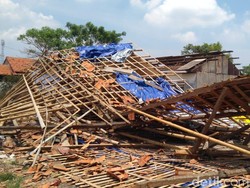 159 Rumah Rusak Gegara Puting Beliung, Mayoritas Atap Hilang