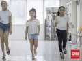 FOTO: Lenggak-lenggok di Sekolah Model Anak kala Pandemi