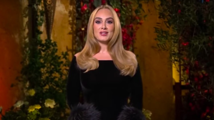 Adele tampil di TV