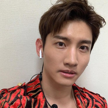 Lirik Lagu The Wind is Blowing - Max Changmin